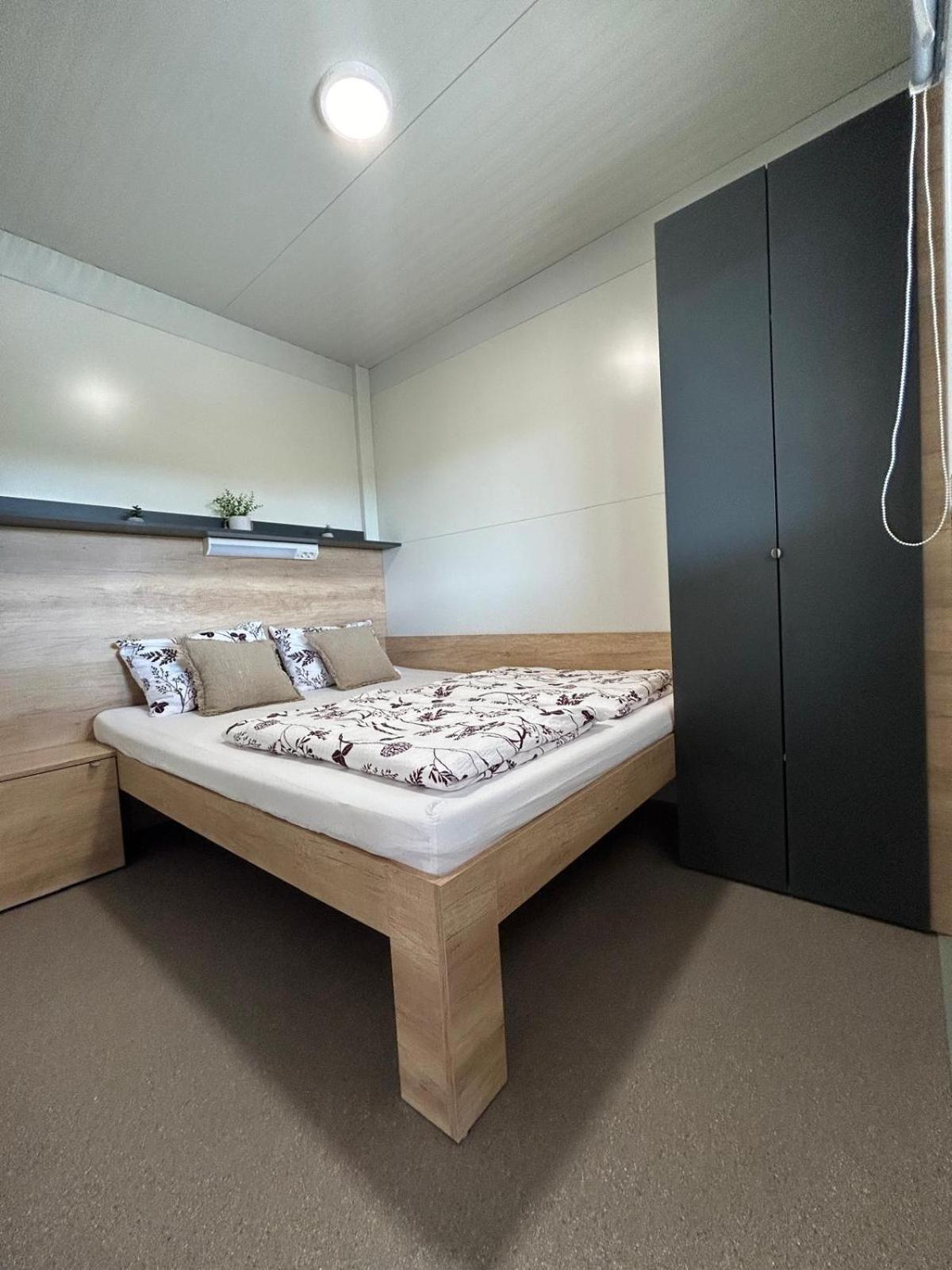 Mobile Home Vilmaris Pakoštane Zewnętrze zdjęcie